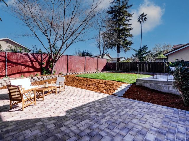 387 Avenida Palmas, San Jose, CA 95123