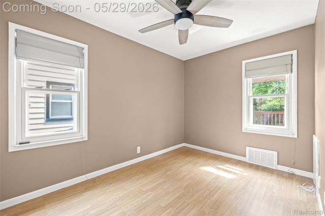 1019 Hoffman Avenue, Royal Oak, MI 48067