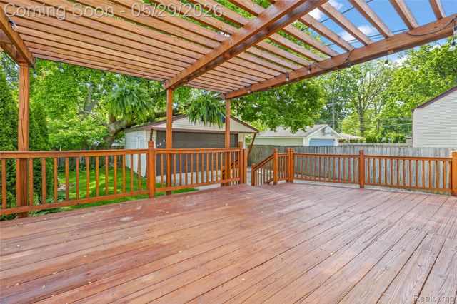 1019 Hoffman Avenue, Royal Oak, MI 48067
