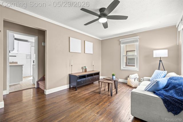 1019 Hoffman Avenue, Royal Oak, MI 48067
