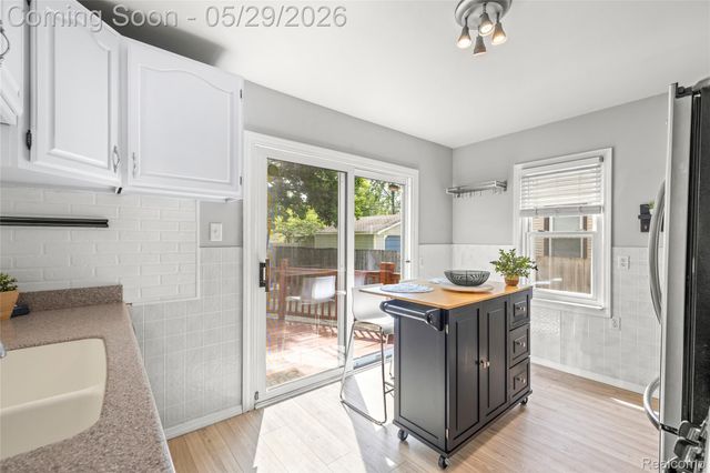 1019 Hoffman Avenue, Royal Oak, MI 48067
