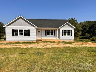 3500 14th Avenue SW, Hickory, NC 28602