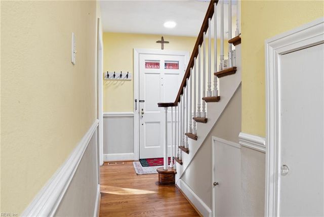 2081 Colane RD, Norfolk, VA 23518