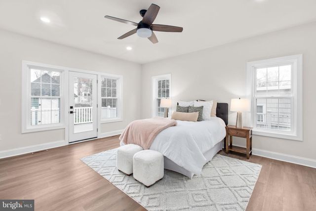 913 SYLVANIA AVE, Fredericksburg, VA 22401