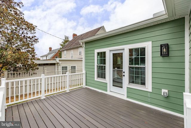 913 SYLVANIA AVE, Fredericksburg, VA 22401