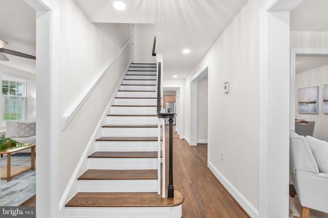 913 SYLVANIA AVE, Fredericksburg, VA 22401