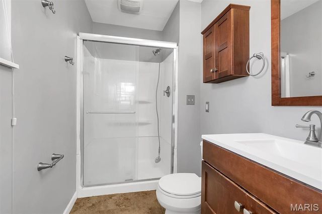 213 Saint John Drive, Belleville, IL 62221