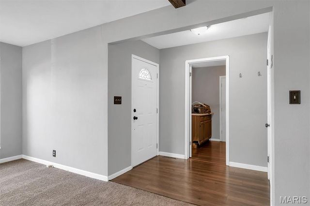 213 Saint John Drive, Belleville, IL 62221