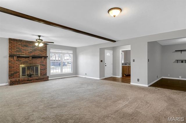 213 Saint John Drive, Belleville, IL 62221