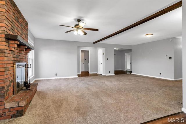 213 Saint John Drive, Belleville, IL 62221