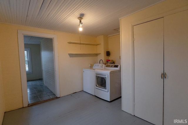 2415 E 500 N Road, Attica, IN 47918