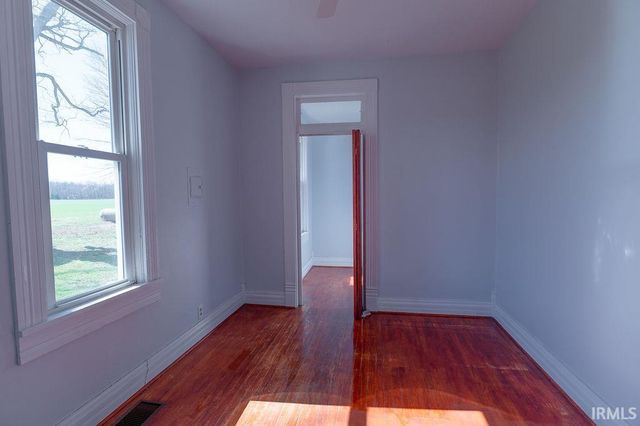 2415 E 500 N Road, Attica, IN 47918