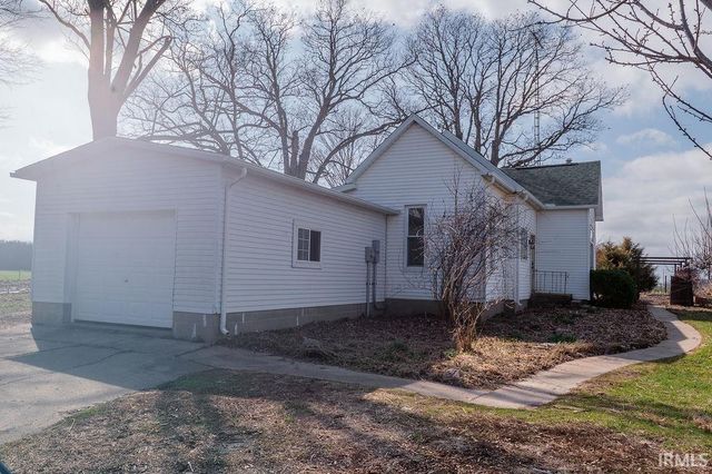 2415 E 500 N Road, Attica, IN 47918