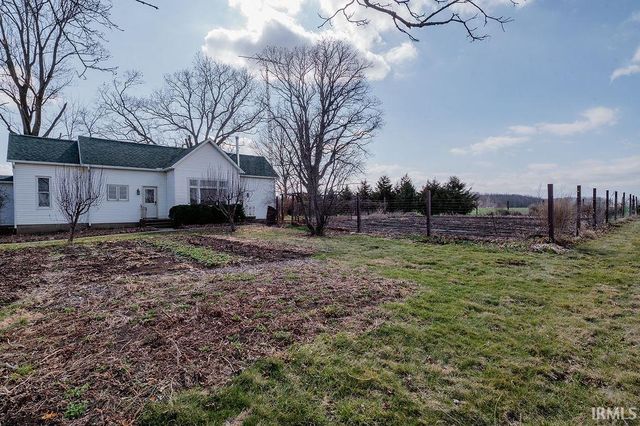 2415 E 500 N Road, Attica, IN 47918