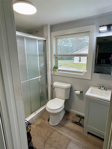 2504 Davisville Road Road, Lufkin, TX 75901