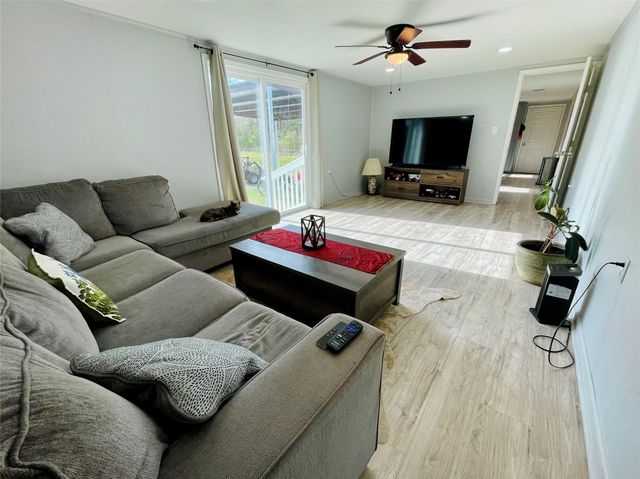 2504 Davisville Road Road, Lufkin, TX 75901