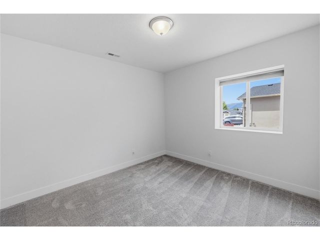 1952 Clayhouse Dr, Colorado Springs, CO 80921