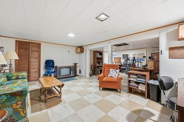 217 Jeffer St, Ridgewood Village, NJ 07450