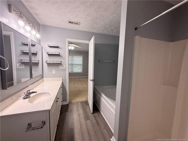 3342 Harbour Pointe Pl Place 9, Fayetteville, NC 28314
