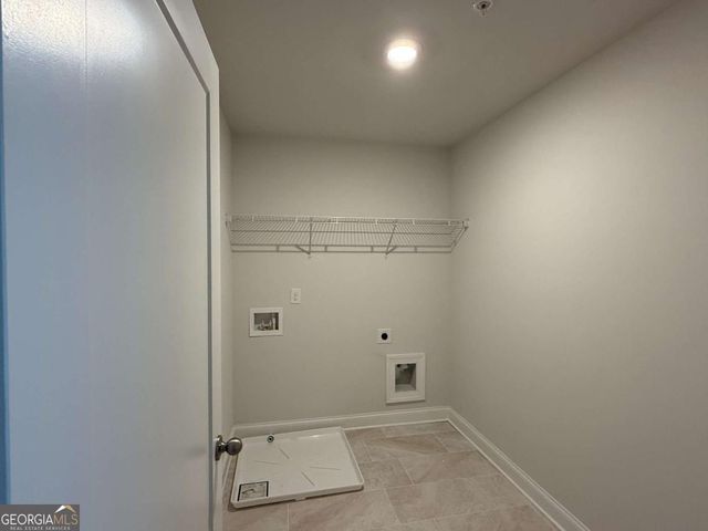 927 Crestmanor Drive, Marietta, GA 30008