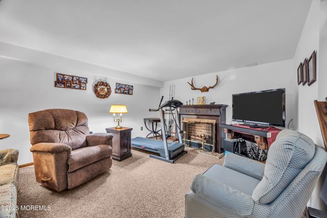 143 Safran Avenue, Edison, NJ 08837