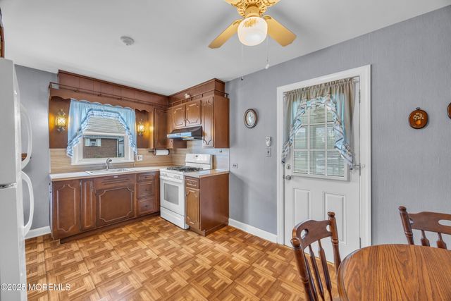 143 Safran Avenue, Edison, NJ 08837