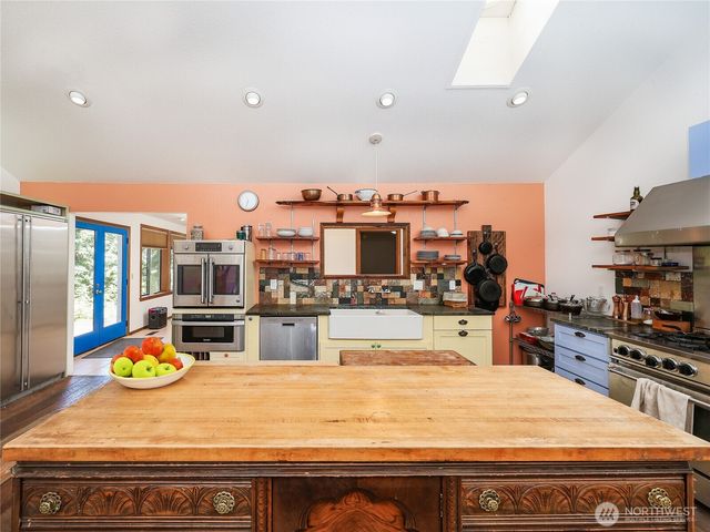 10820 NE 183RD COURT, Bothell, WA 98011