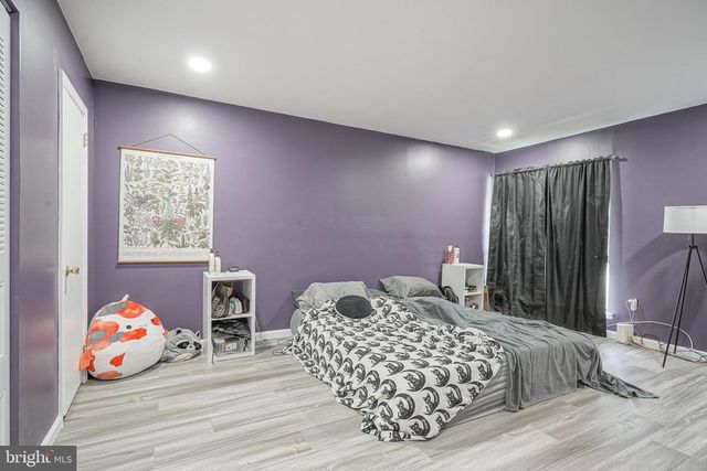 2205 GREENWOOD DR, Lindenwold, NJ 08021