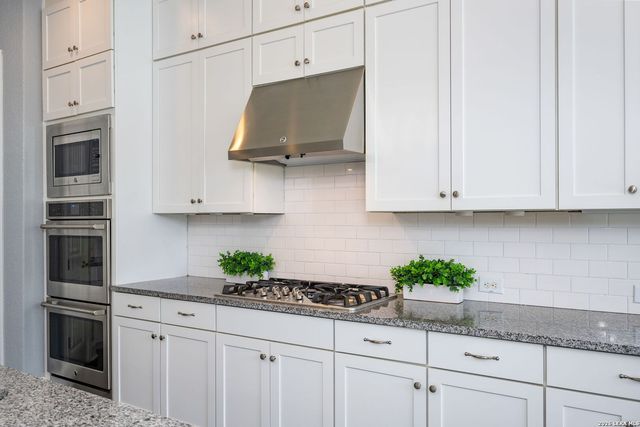 28906 Balcones Crk, Boerne, TX 78006