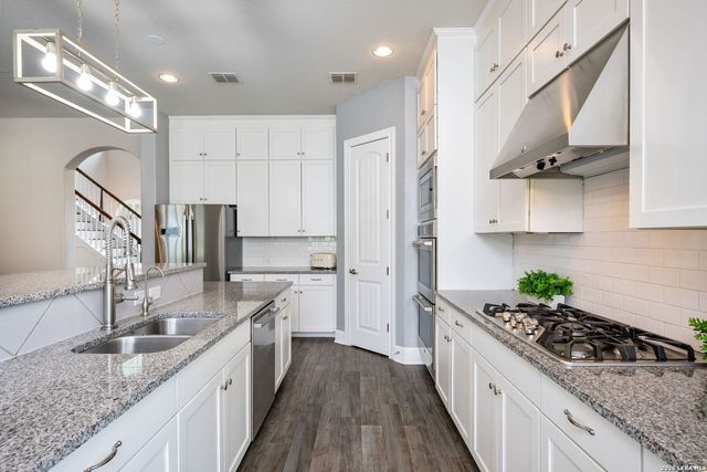 28906 Balcones Crk, Boerne, TX 78006