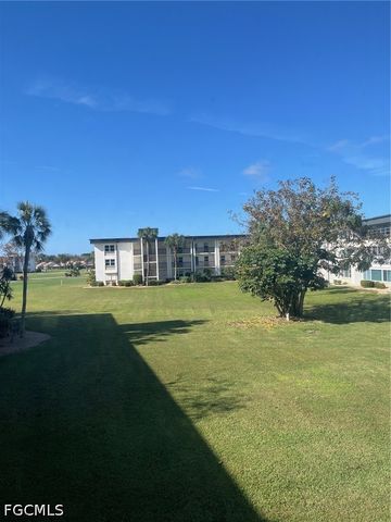 1828 Pine Valley DR 201, Fort Myers, FL 33907