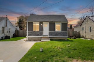 3220 Alpena Street, Burton, MI 48529