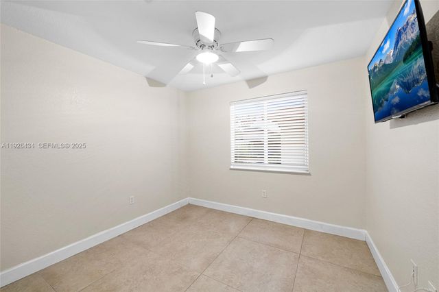 1472 SW 44th Ave 1, Fort Lauderdale, FL 33317