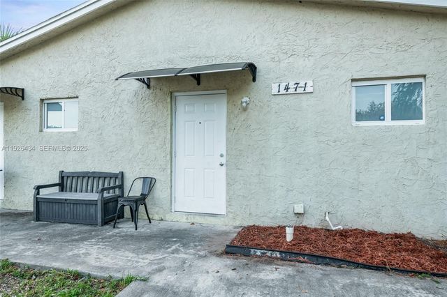 1472 SW 44th Ave 1, Fort Lauderdale, FL 33317