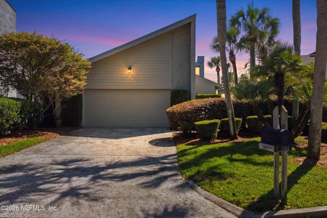 128 LAKE JULIA Drive N, Ponte Vedra Beach, FL 32082