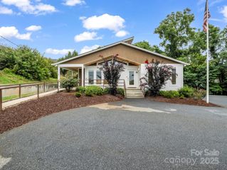 147 E Court Street, Rutherfordton, NC 28139