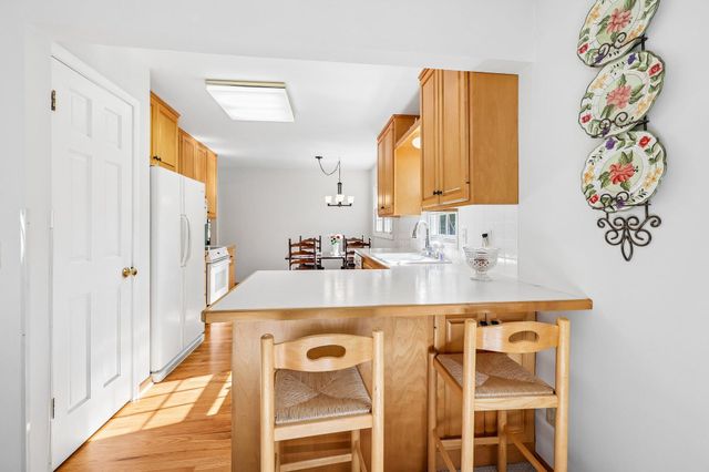 5137 Duggan Plaza, Edina, MN 55439