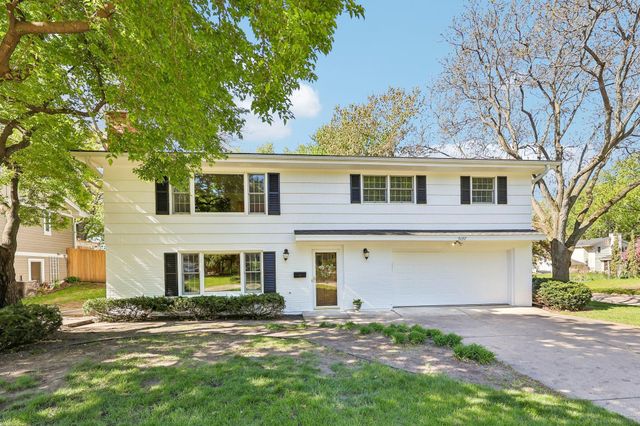 5137 Duggan Plaza, Edina, MN 55439