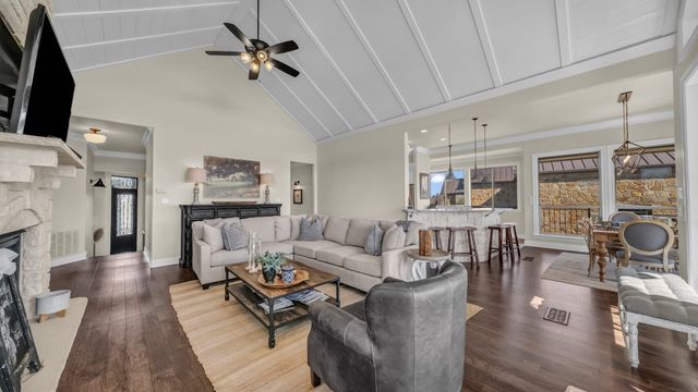 30 Oyster Bay, Possum Kingdom Lake, TX 76449
