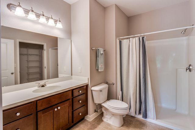 7024 Green Ridge Boulevard, Battle Creek, MI 49017