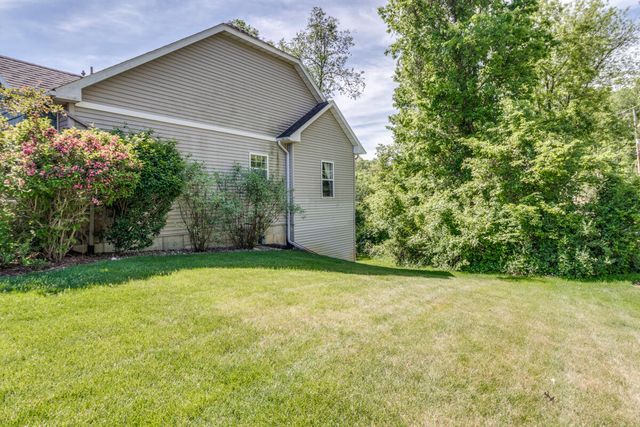 7024 Green Ridge Boulevard, Battle Creek, MI 49017
