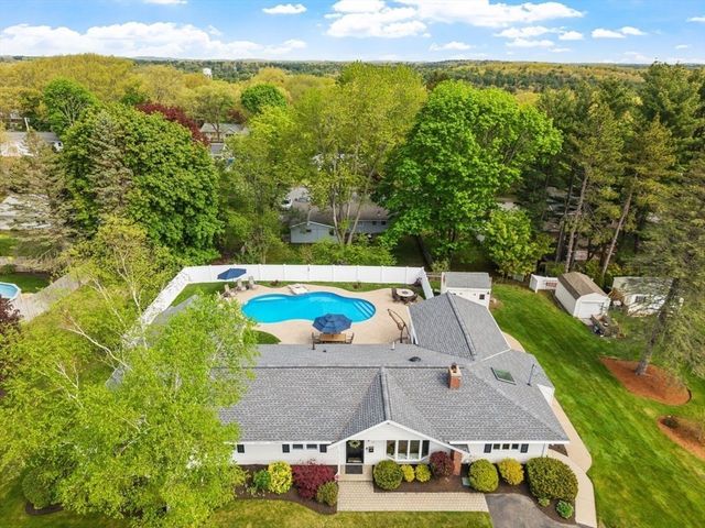 3 Maryvale Ln, Peabody, MA 01960