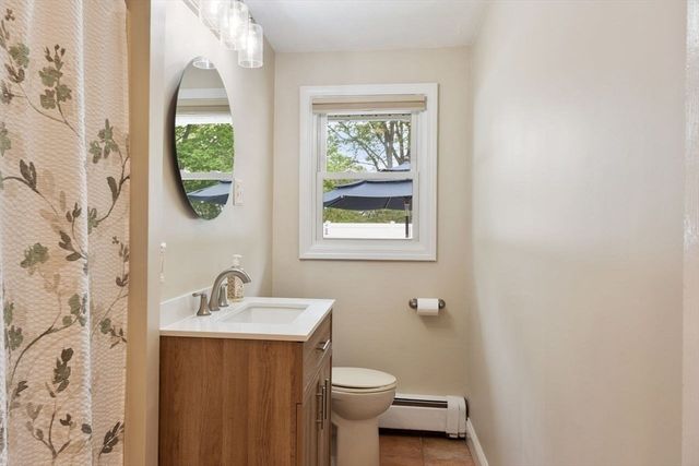 3 Maryvale Ln, Peabody, MA 01960