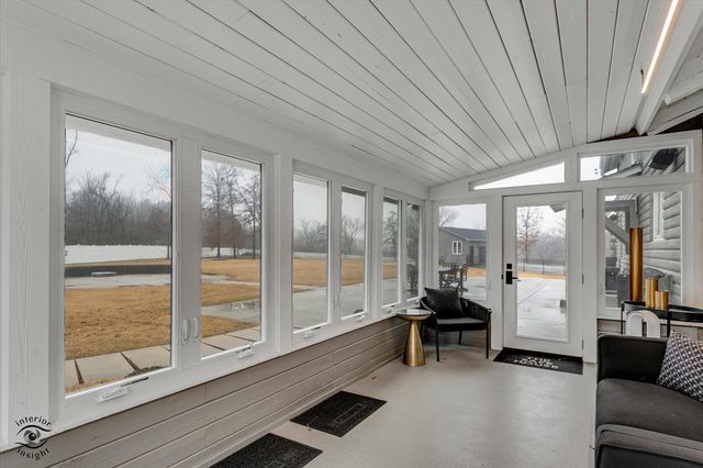 19840 S Schoolhouse Road, New Lenox, IL 60451