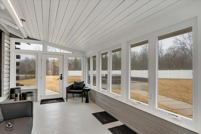 19840 S Schoolhouse Road, New Lenox, IL 60451