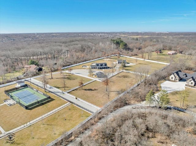 19840 S Schoolhouse Road, New Lenox, IL 60451