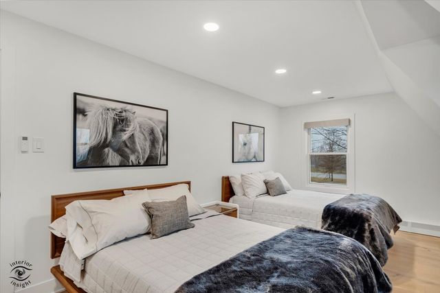 19840 S Schoolhouse Road, New Lenox, IL 60451