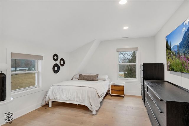 19840 S Schoolhouse Road, New Lenox, IL 60451