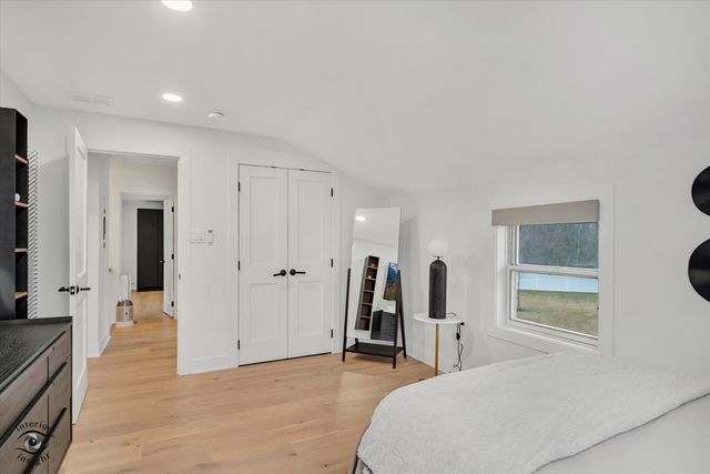 19840 S Schoolhouse Road, New Lenox, IL 60451