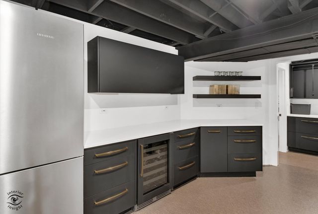 19840 S Schoolhouse Road, New Lenox, IL 60451